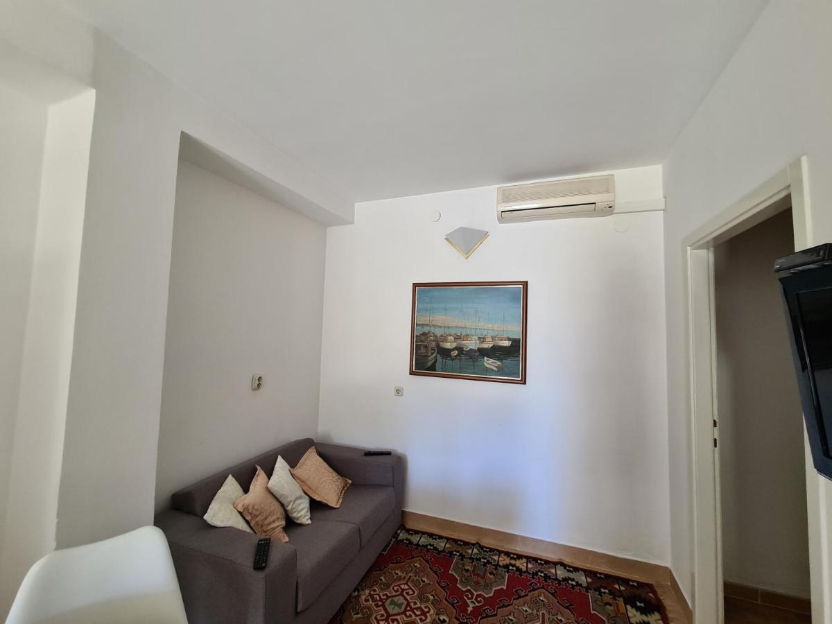 Apartments Srzic No1 Makarska Exterior foto